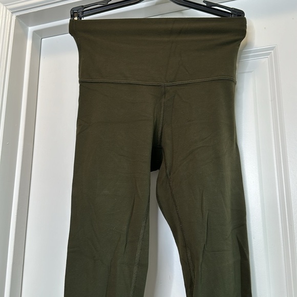 Lululemon Align Crop 21” Olive green size 2 - Picture 3 of 6